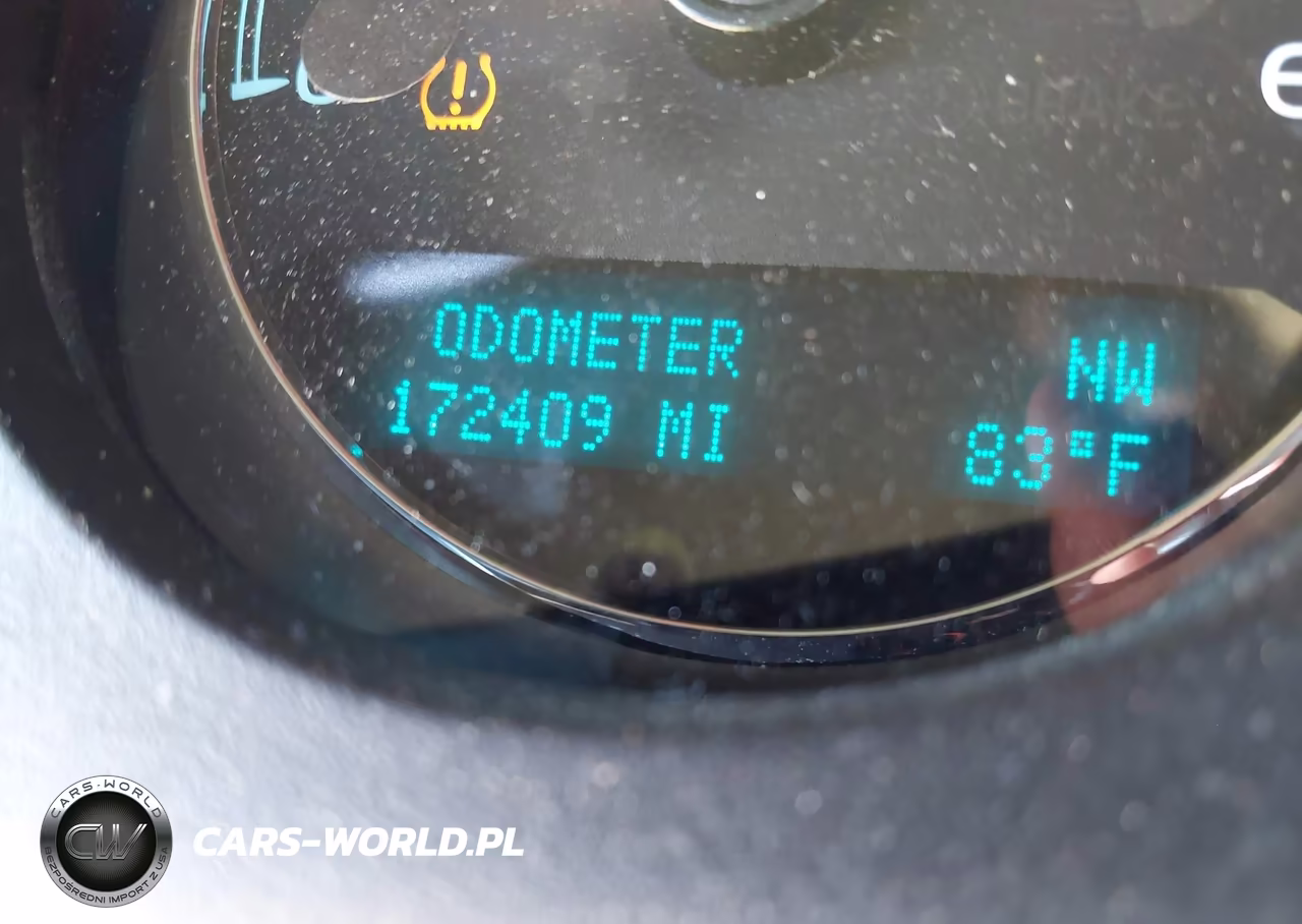 2012 Chevrolet Tahoe Lt VIN:1GNSCBE06CR103189 - 15