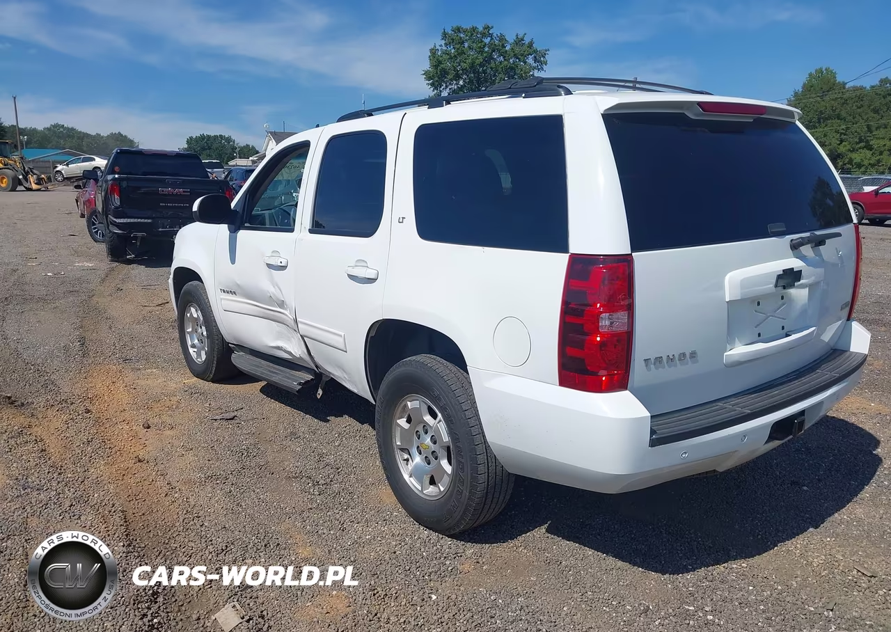 2012 Chevrolet Tahoe Lt VIN:1GNSCBE06CR103189 - 3