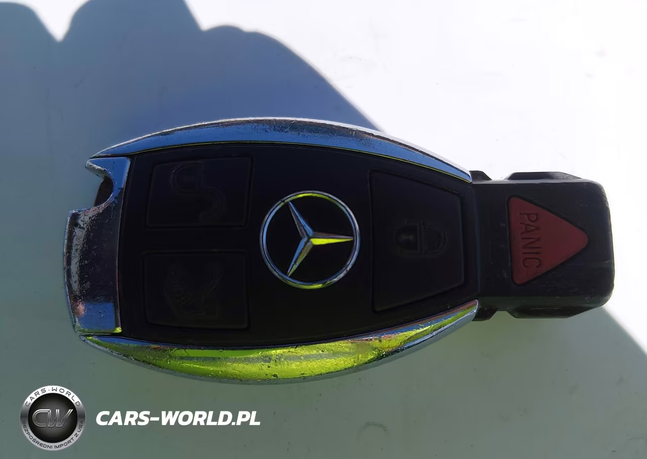 2012 Mercedes-Benz C 250 Sport VIN:WDDGF4HBXCR222285 - 11