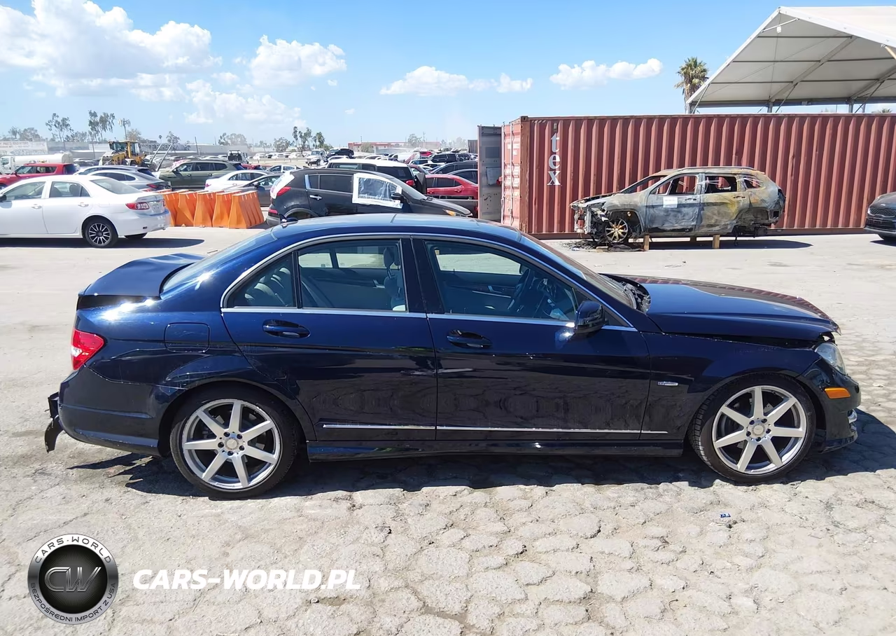 2012 Mercedes-Benz C 250 Sport VIN:WDDGF4HBXCR222285 - 13