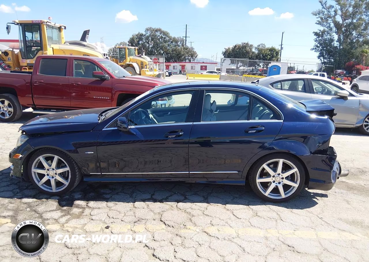 2012 Mercedes-Benz C 250 Sport VIN:WDDGF4HBXCR222285 - 14