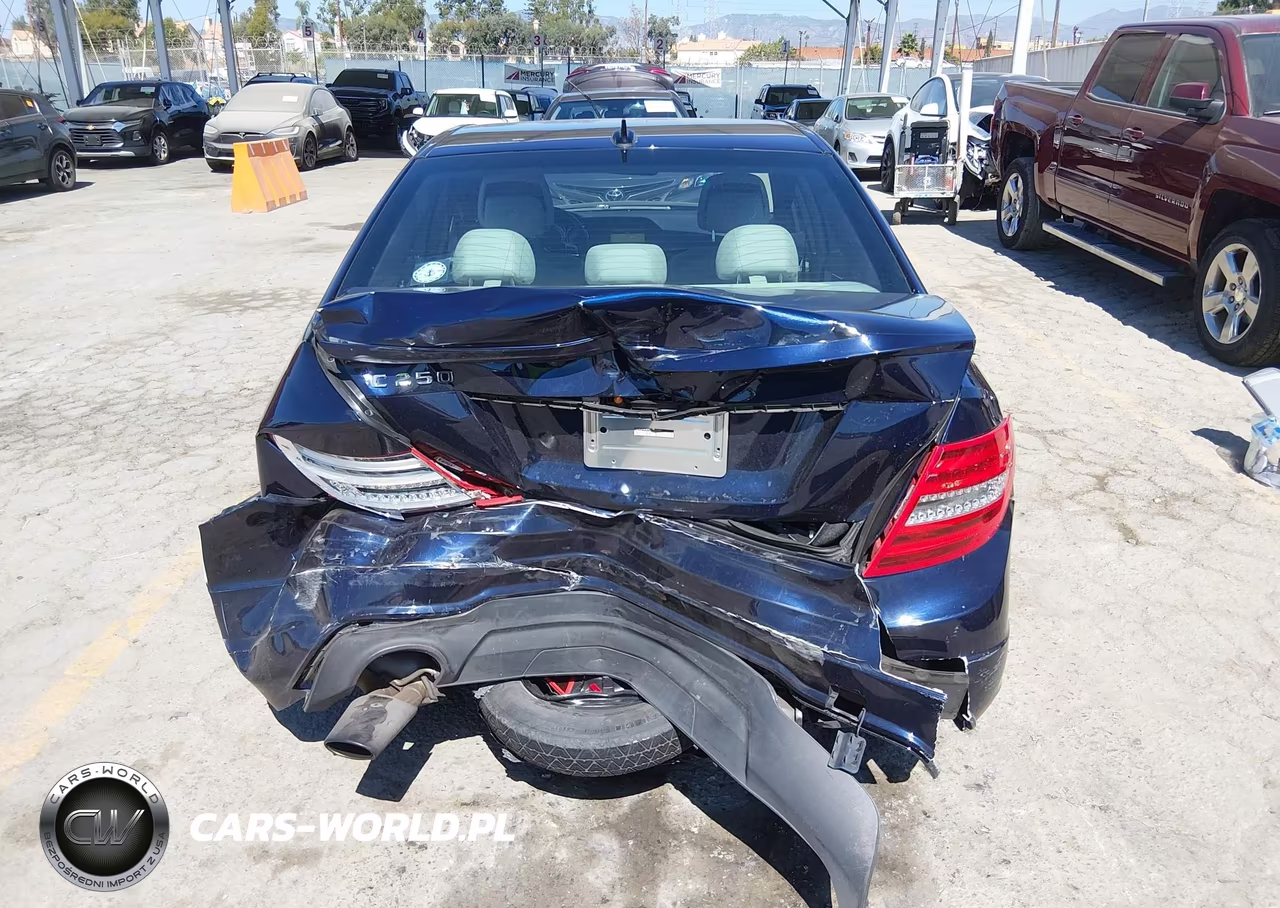 2012 Mercedes-Benz C 250 Sport VIN:WDDGF4HBXCR222285 - 16