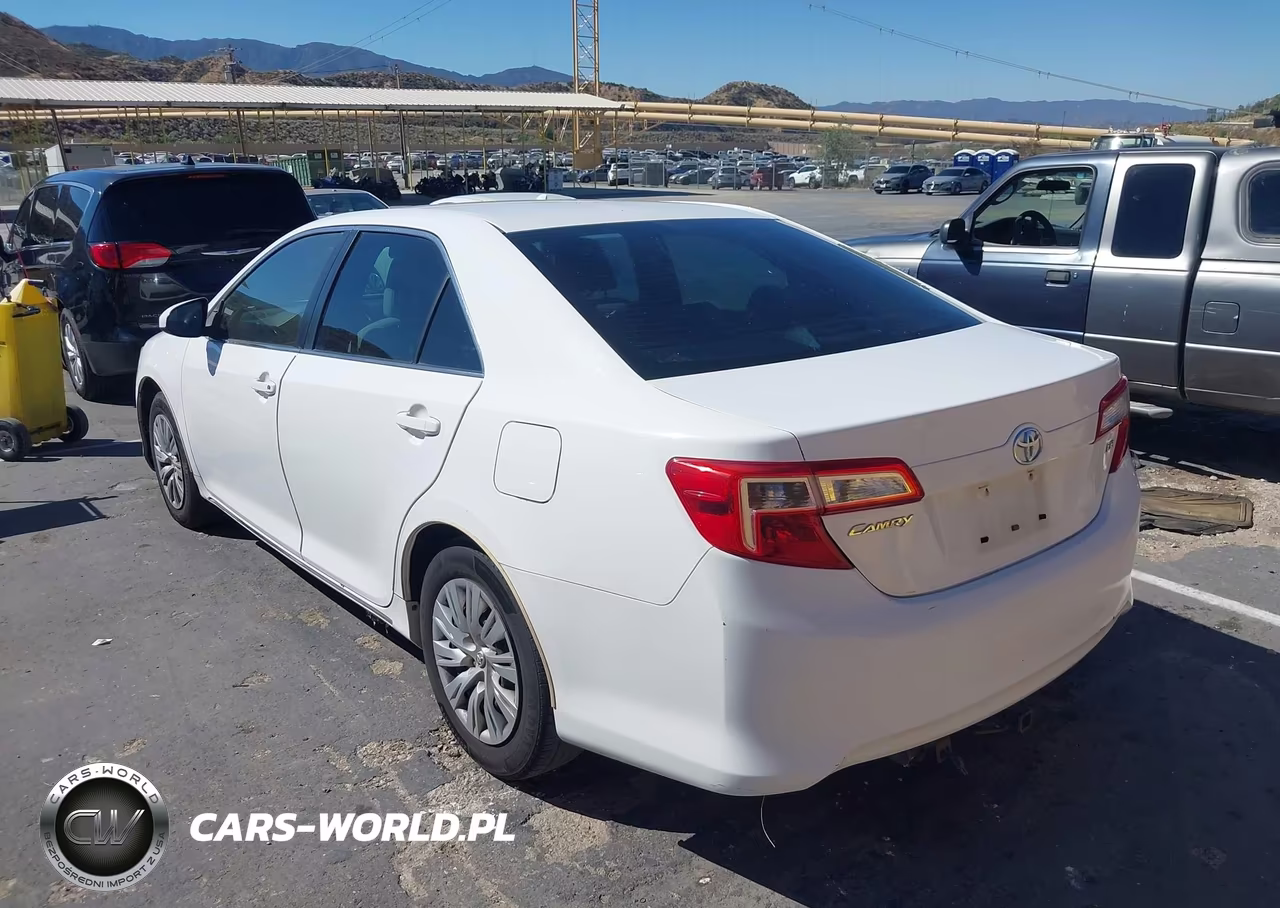 2012 Toyota Camry Le VIN:4T1BF1FK6CU168871 - 3