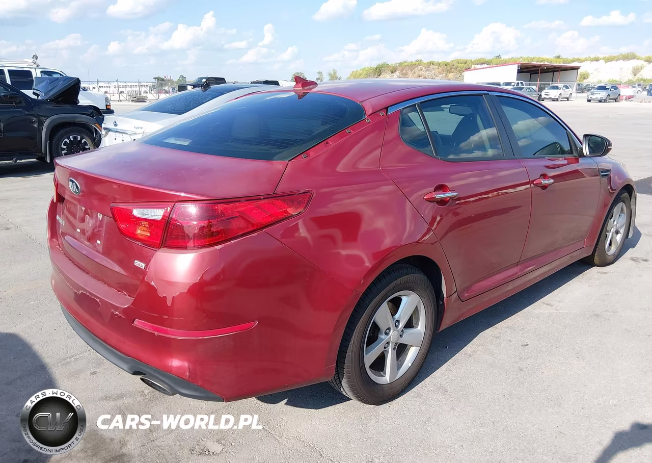 2015 Kia Optima Lx VIN:5XXGM4A77FG453755 - 4