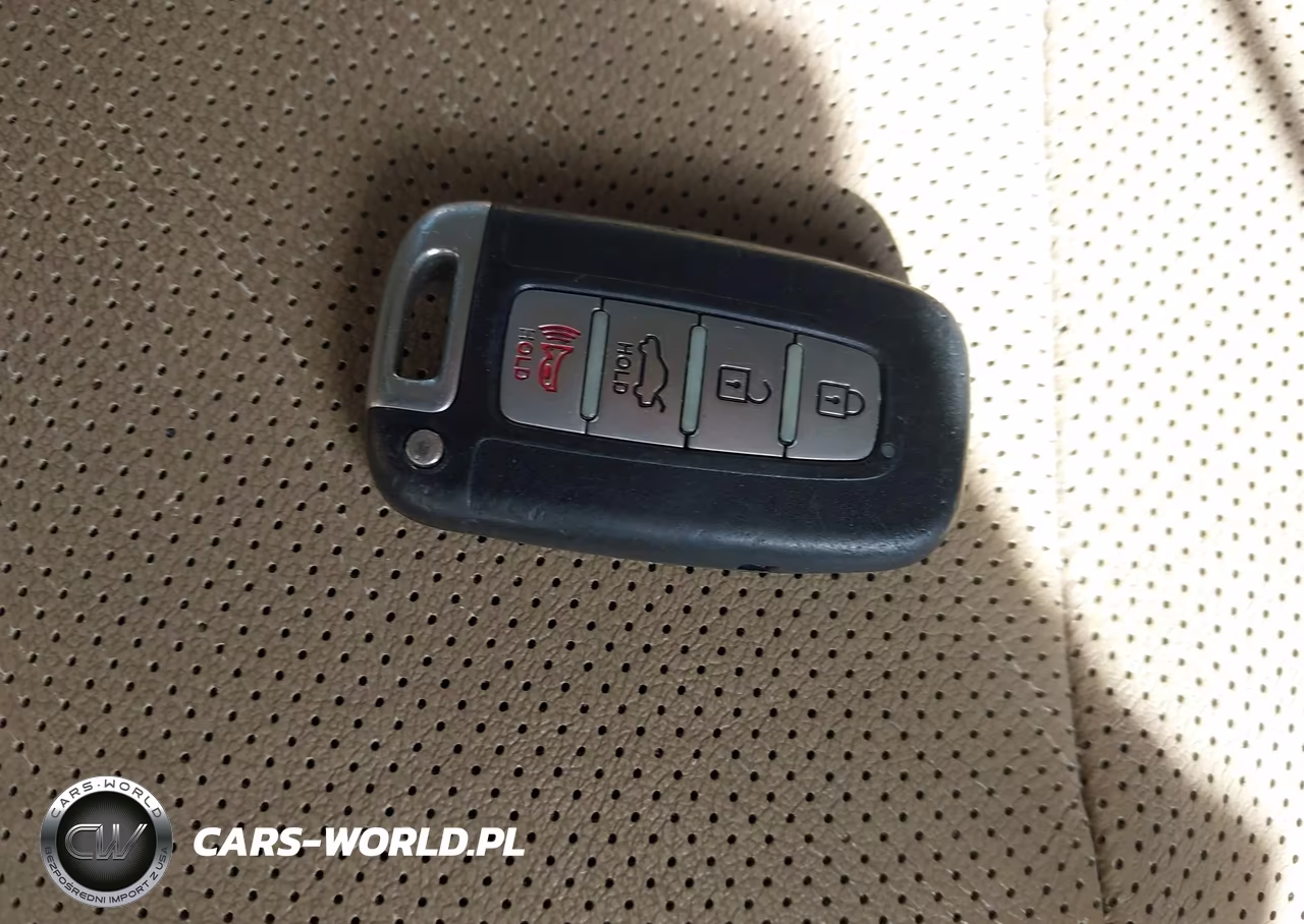 2012 Hyundai Sonata Hybrid VIN:KMHEC4A4XCA060271 - 11