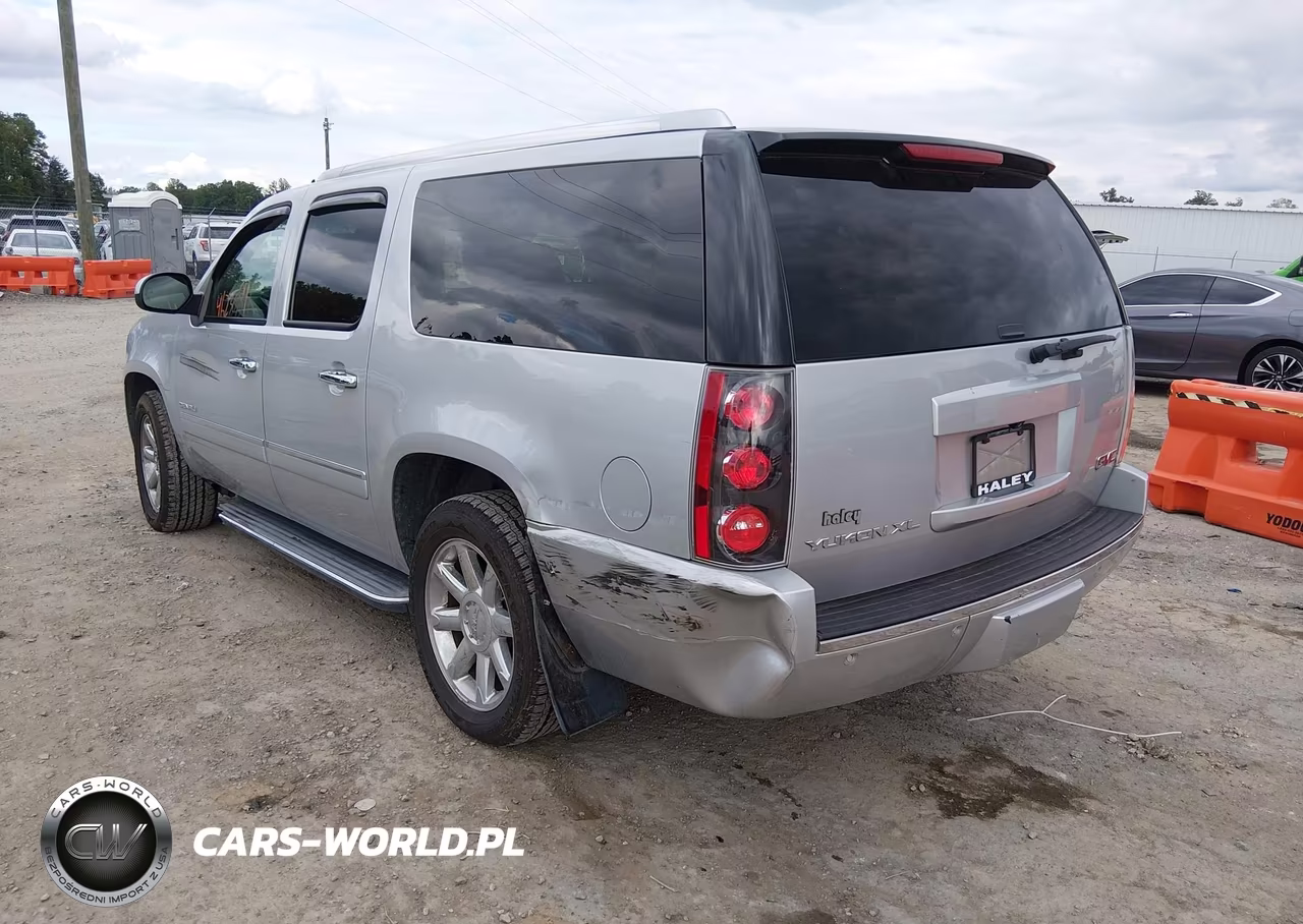 2013 GMC Yukon Xl 1500 Denali VIN:1GKS2MEF5DR165782 - 3