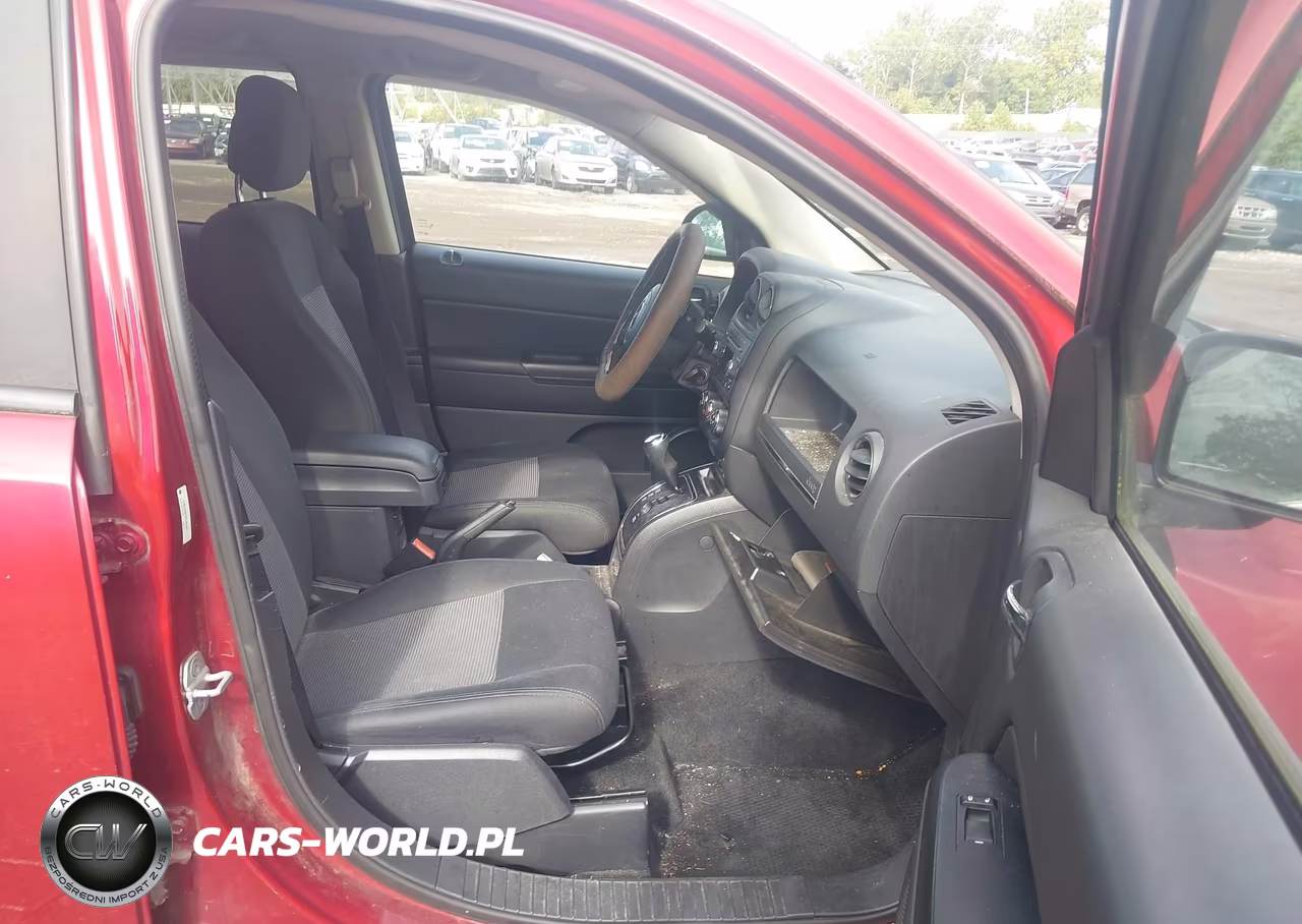 2013 Jeep Compass Latitude VIN:1C4NJDEB7DD165353 - 5