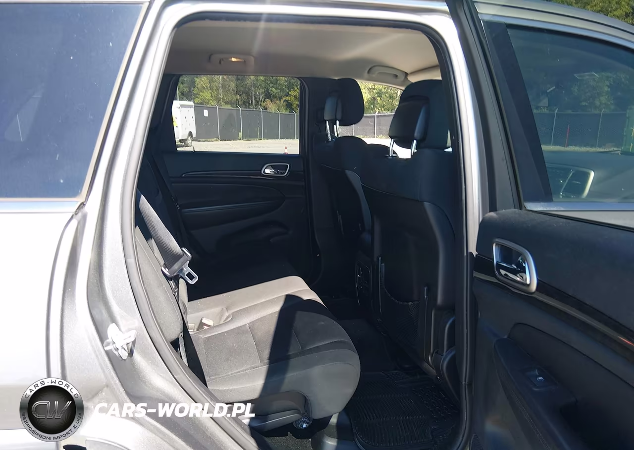2012 Jeep Grand Cherokee Laredo VIN:1C4RJFAG4CC272508 - 8