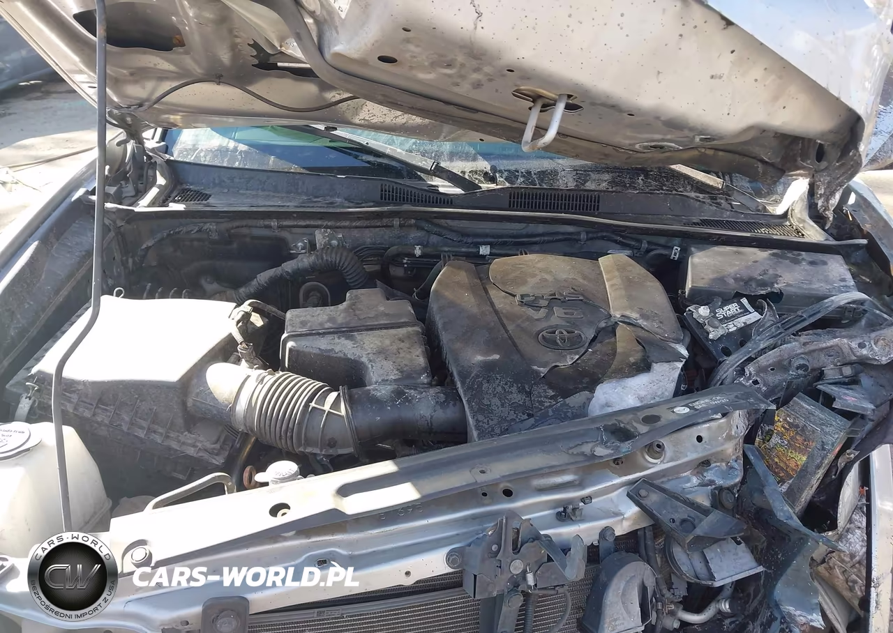 2018 Toyota Tacoma Trd Sport VIN:3TMBZ5DN7JM015059 - 10