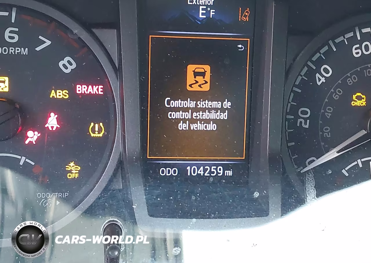 2018 Toyota Tacoma Trd Sport VIN:3TMBZ5DN7JM015059 - 15