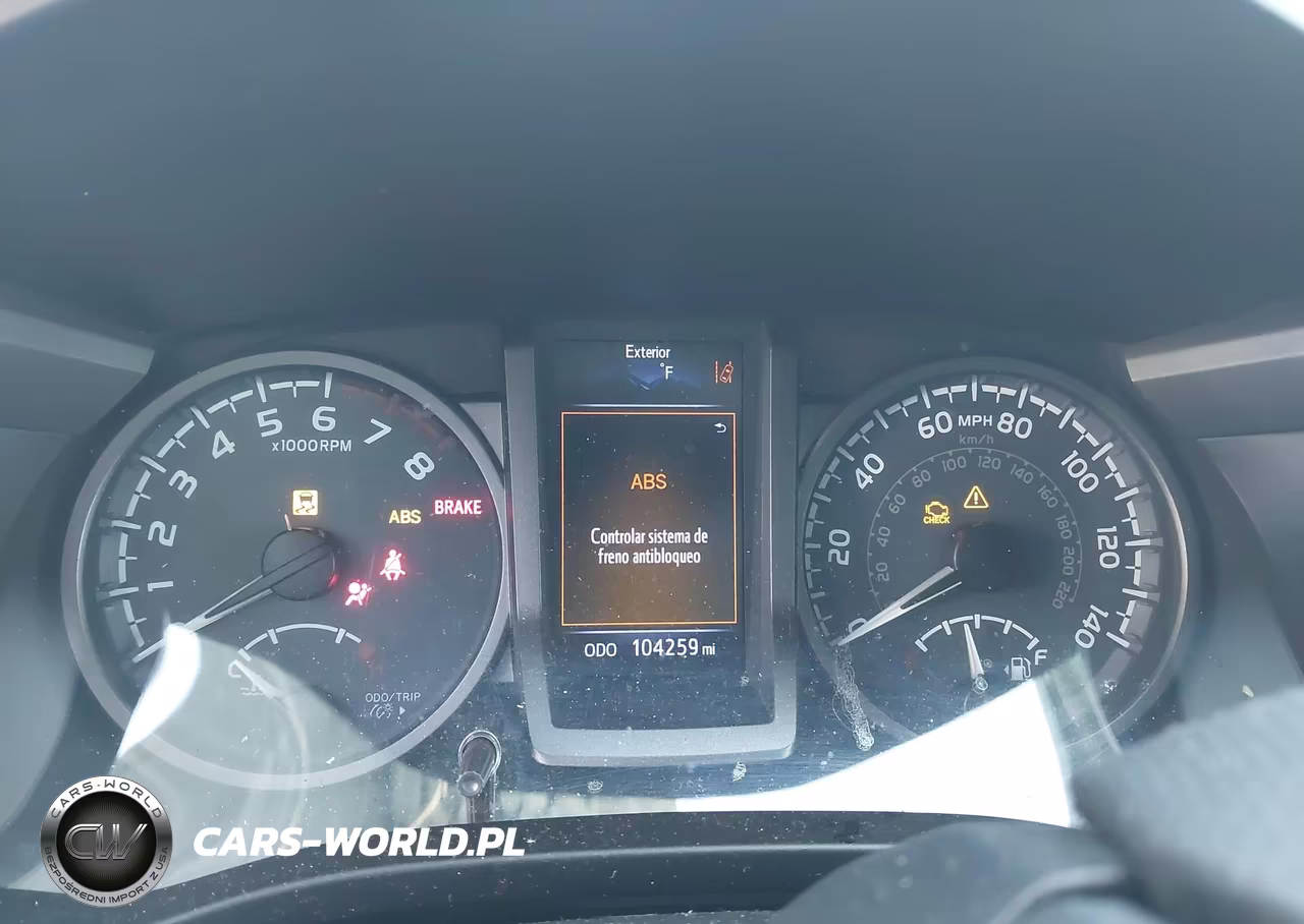 2018 Toyota Tacoma Trd Sport VIN:3TMBZ5DN7JM015059 - 7