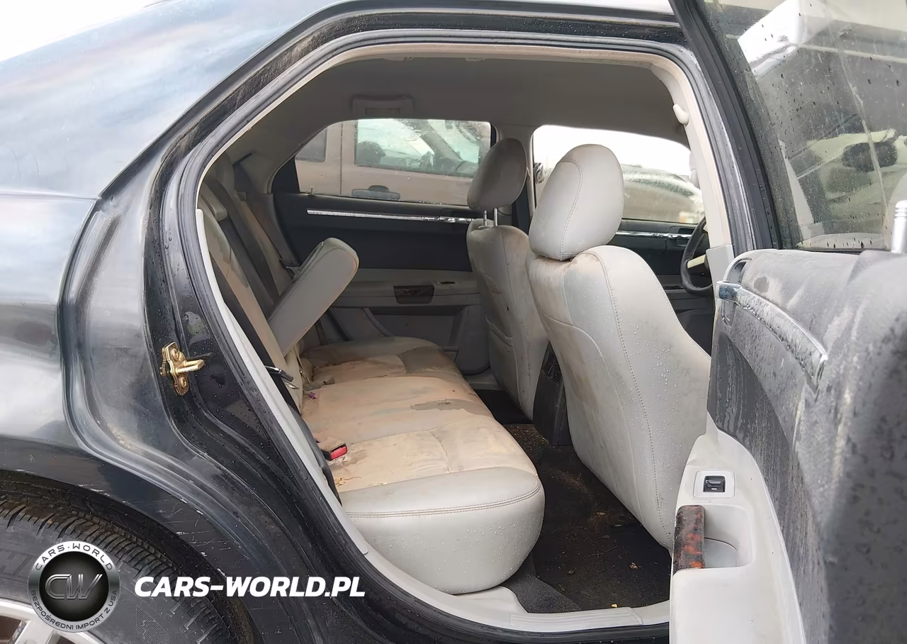2006 Chrysler 300C VIN:2C3KA63H26H171724 - 8