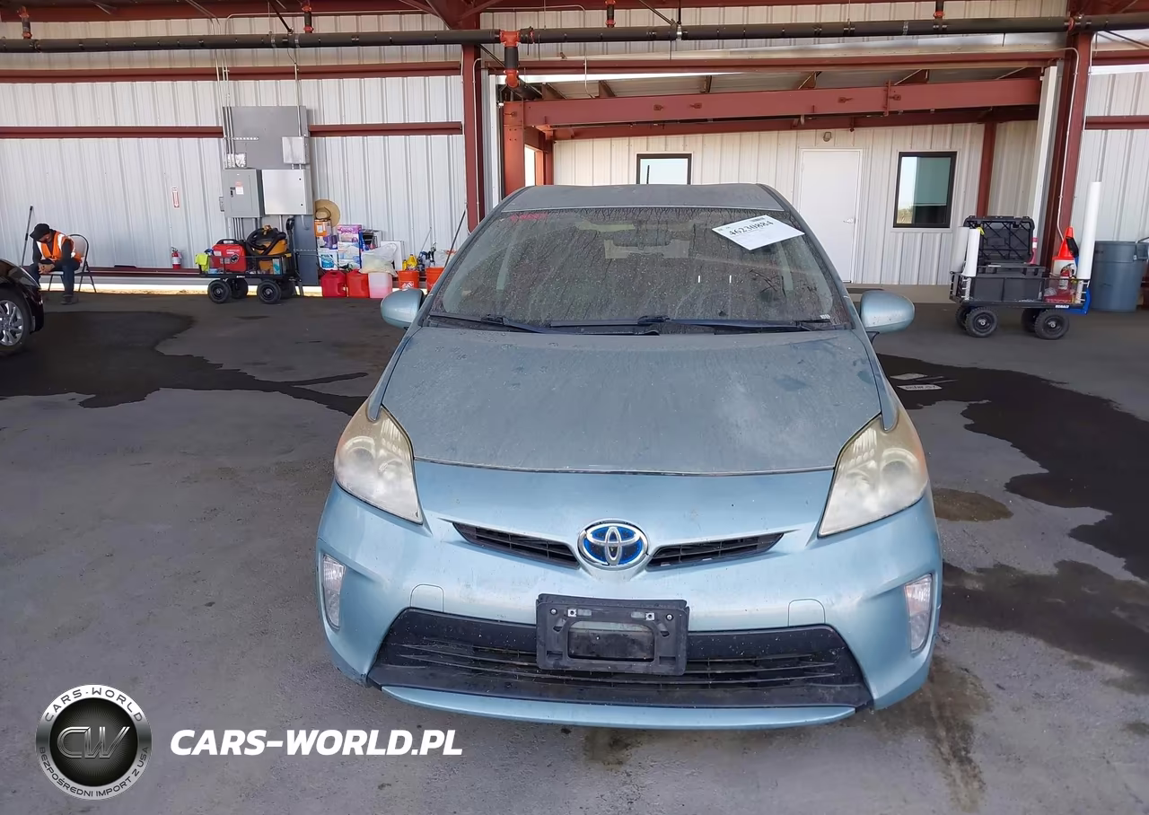 2013 Toyota Prius Two VIN:JTDKN3DU6D1639296 - 6