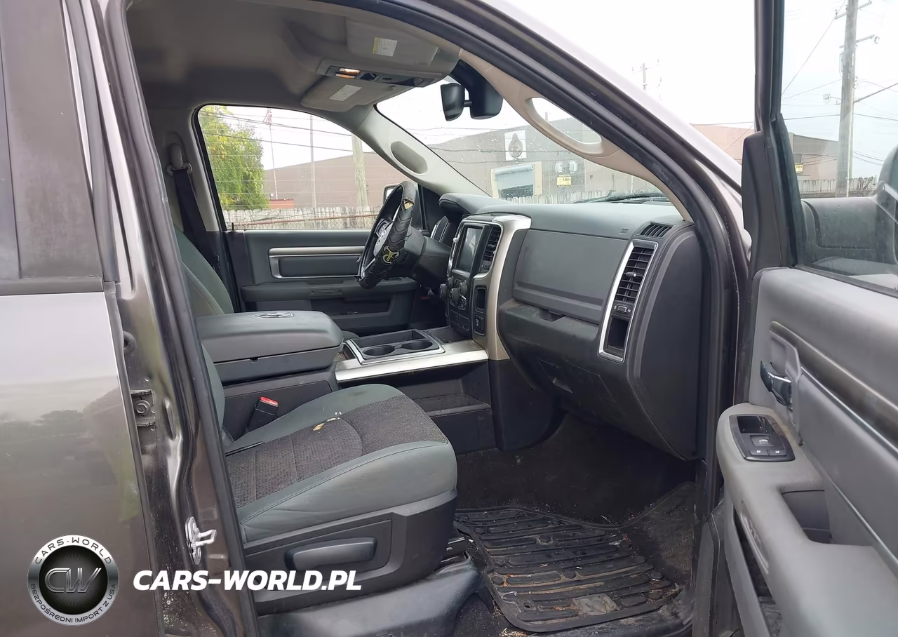 2015 Ram 1500 Outdoorsman VIN:1C6RR7LGXFS673395 - 5