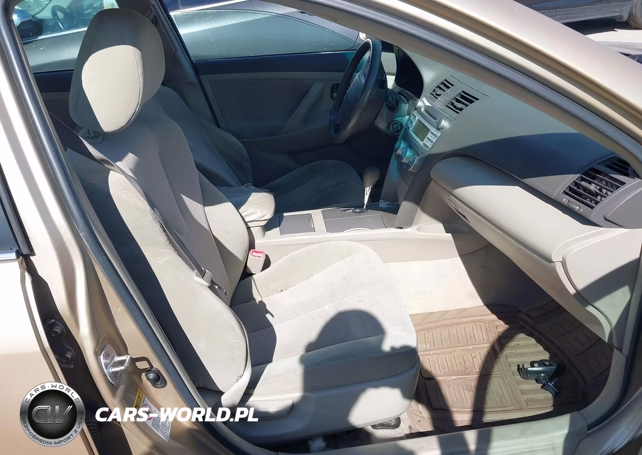 2010 Toyota Camry Le VIN:4T1BF3EK5AU104458 - 5