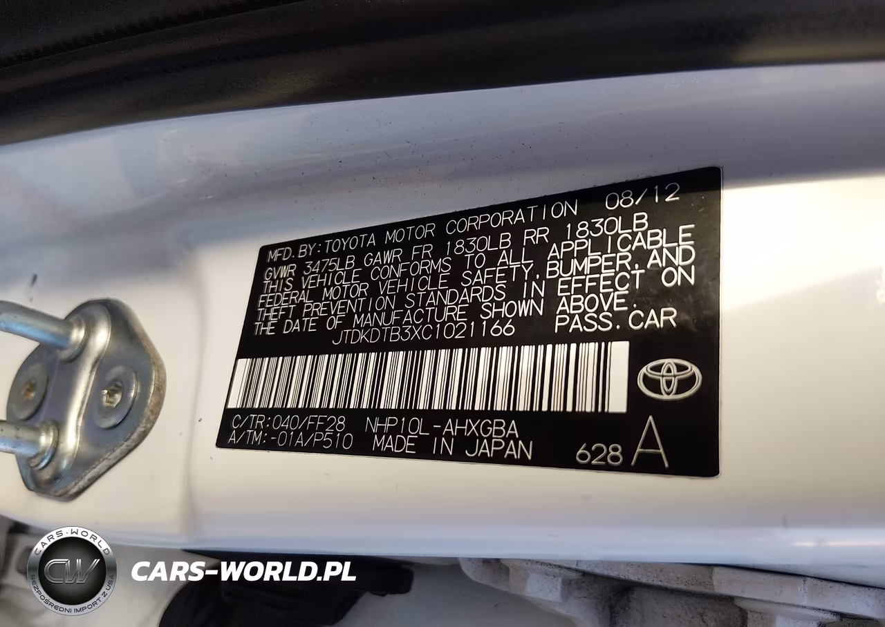 2012 Toyota Prius C Three VIN:JTDKDTB3XC1021166 - 9
