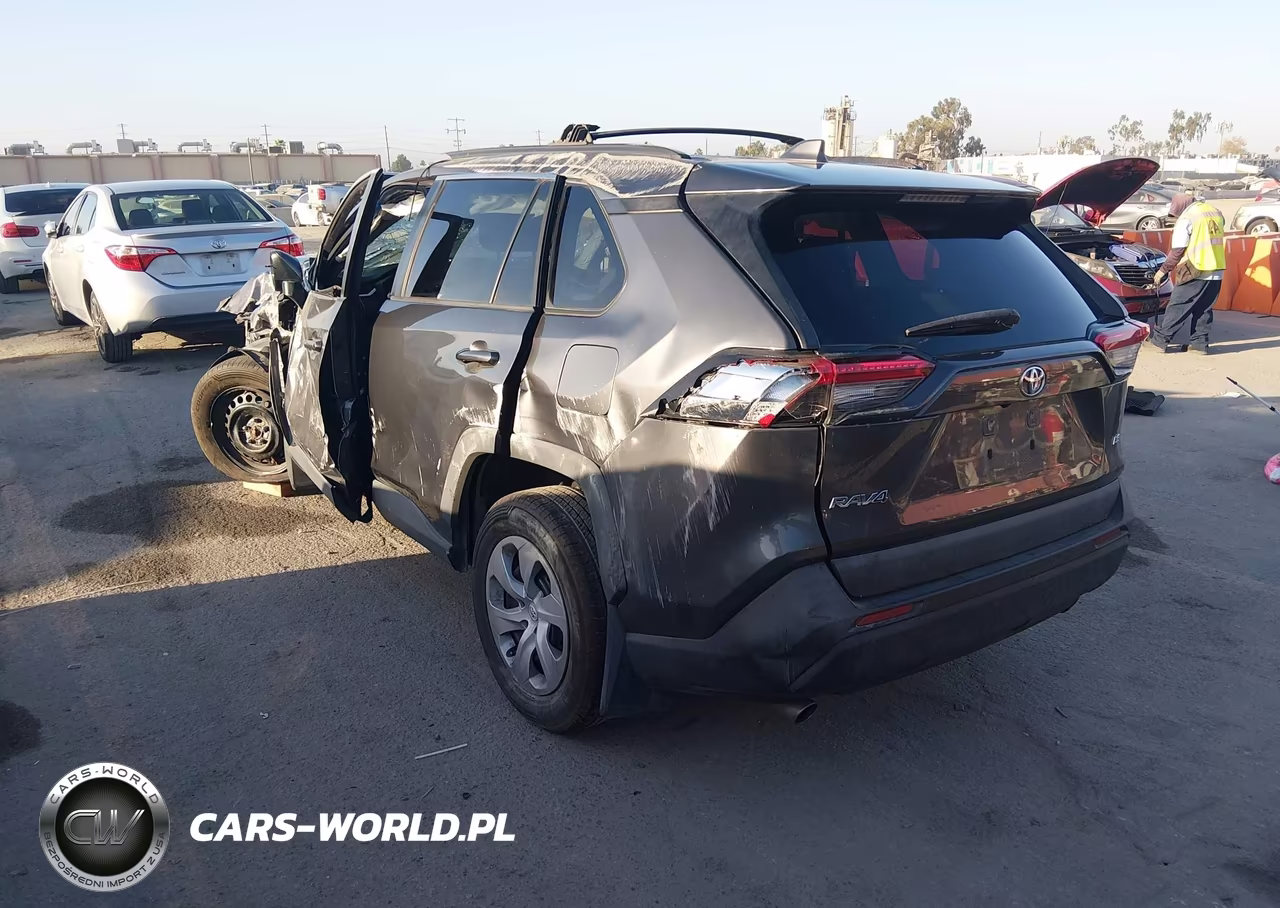 2020 Toyota Rav4 Le VIN:2T3K1RFV2LW082472 - 3