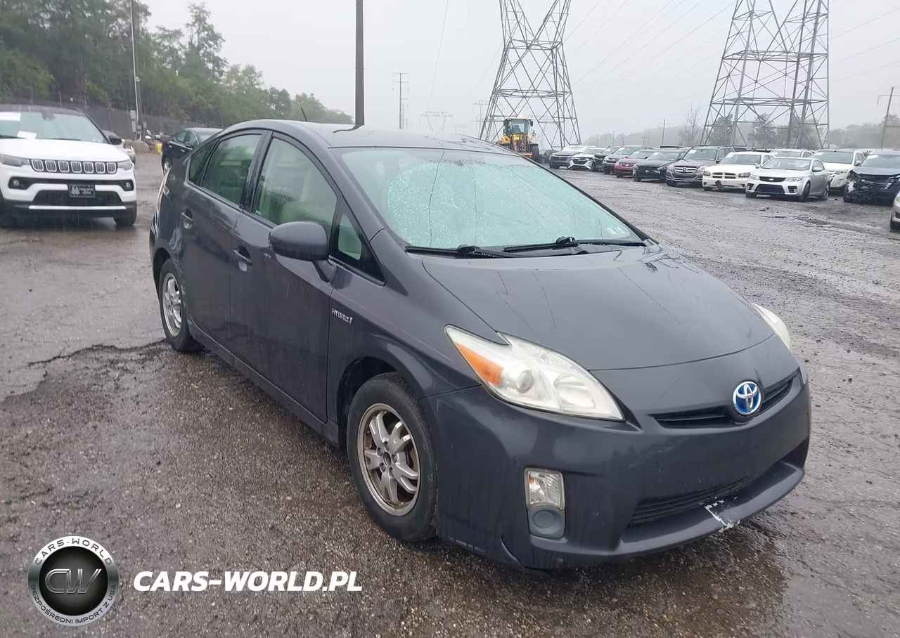 2011 Toyota Prius Two – zdjęcie 1 z 17