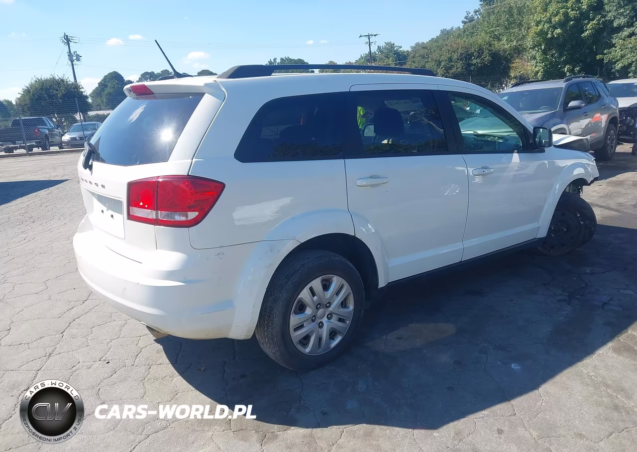2018 Dodge Journey Se Awd VIN:3C4PDDAG5JT173071 - 4
