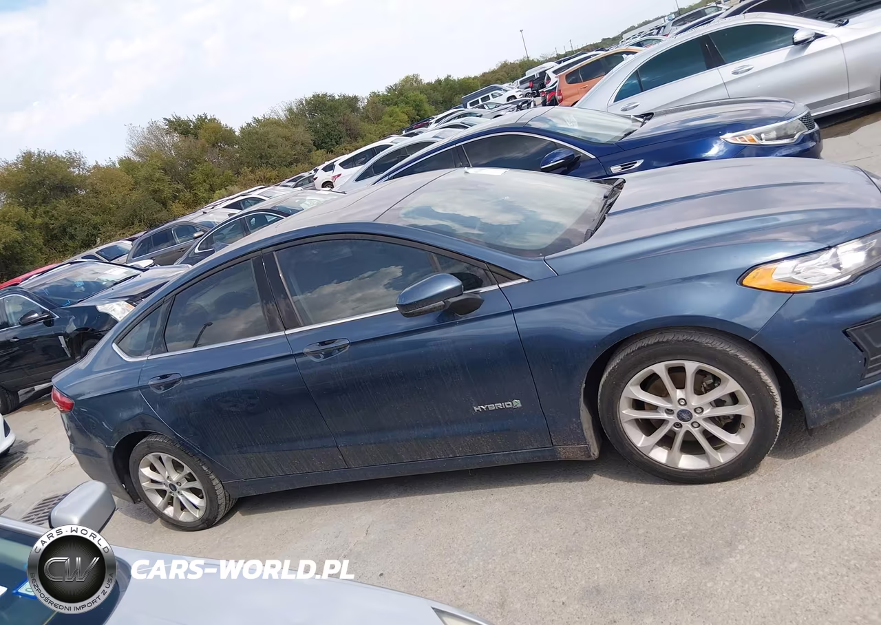 2019 Ford Fusion Hybrid Se VIN:3FA6P0LUXKR181945 - 13