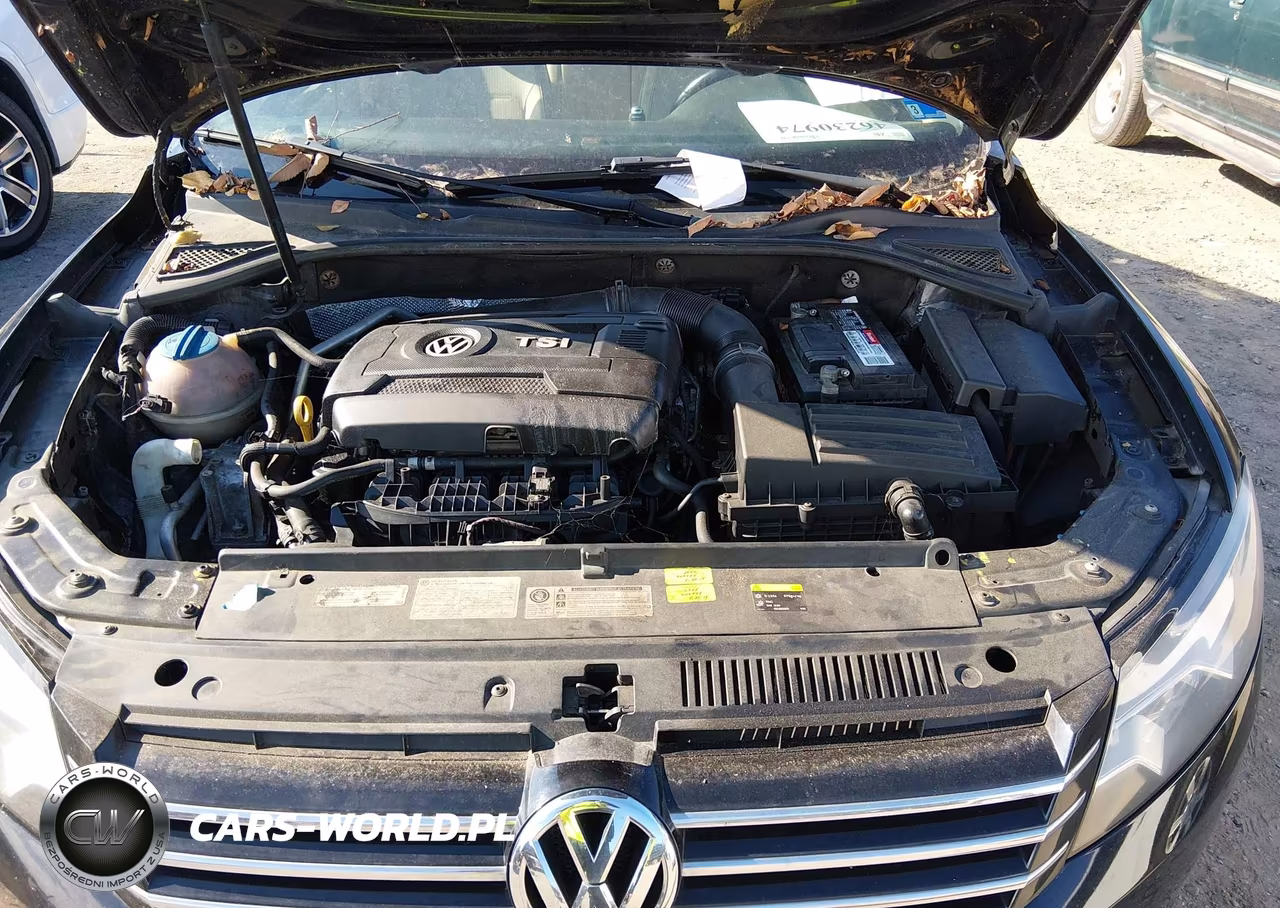 2015 Volkswagen Passat 1.8T Limited Edition VIN:1VWAT7A3XFC122690 - 10