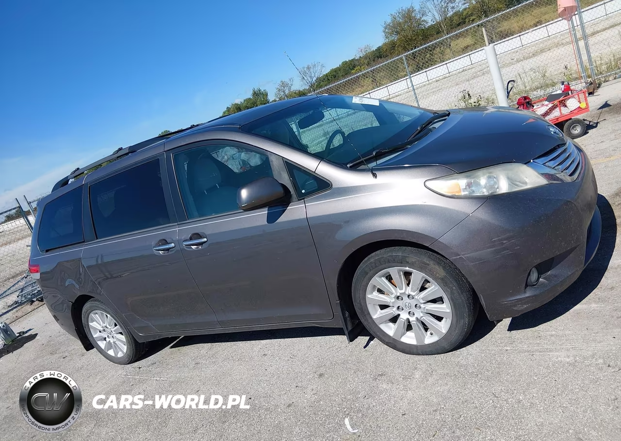 2013 Toyota Sienna Xle 7 Passenger VIN:5TDDK3DC1DS053553 - 13