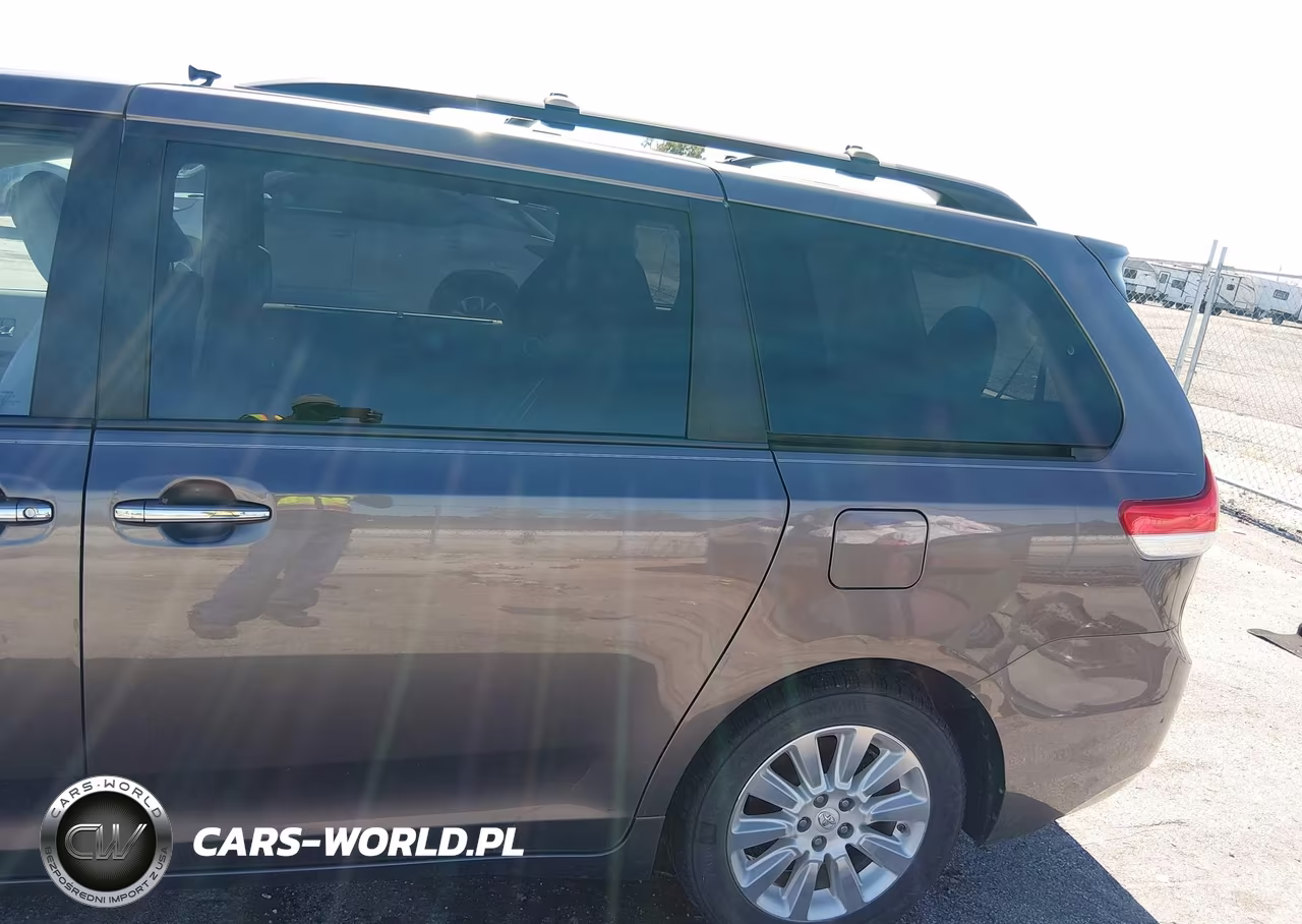 2013 Toyota Sienna Xle 7 Passenger VIN:5TDDK3DC1DS053553 - 18