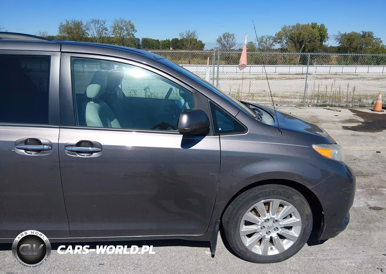 2013 Toyota Sienna Xle 7 Passenger VIN:5TDDK3DC1DS053553 - 19