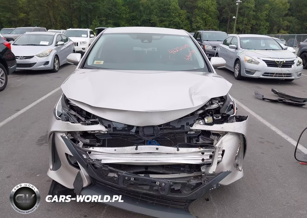2021 Toyota Prius Prime Le VIN:JTDKAMFP6M3196290 - 6