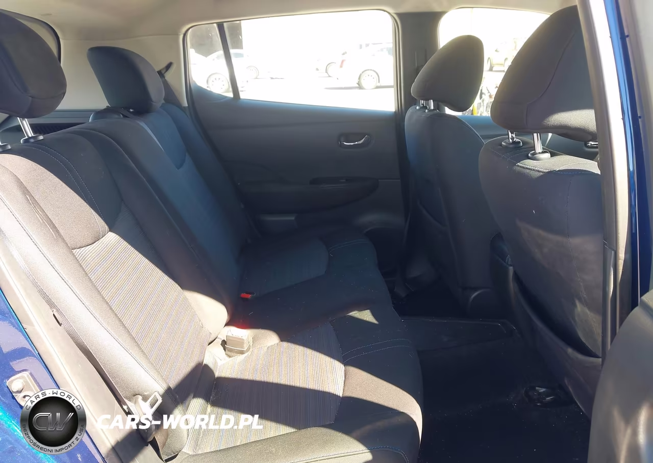 2018 Nissan Leaf Sv VIN:1N4AZ1CP3JC304812 - 8