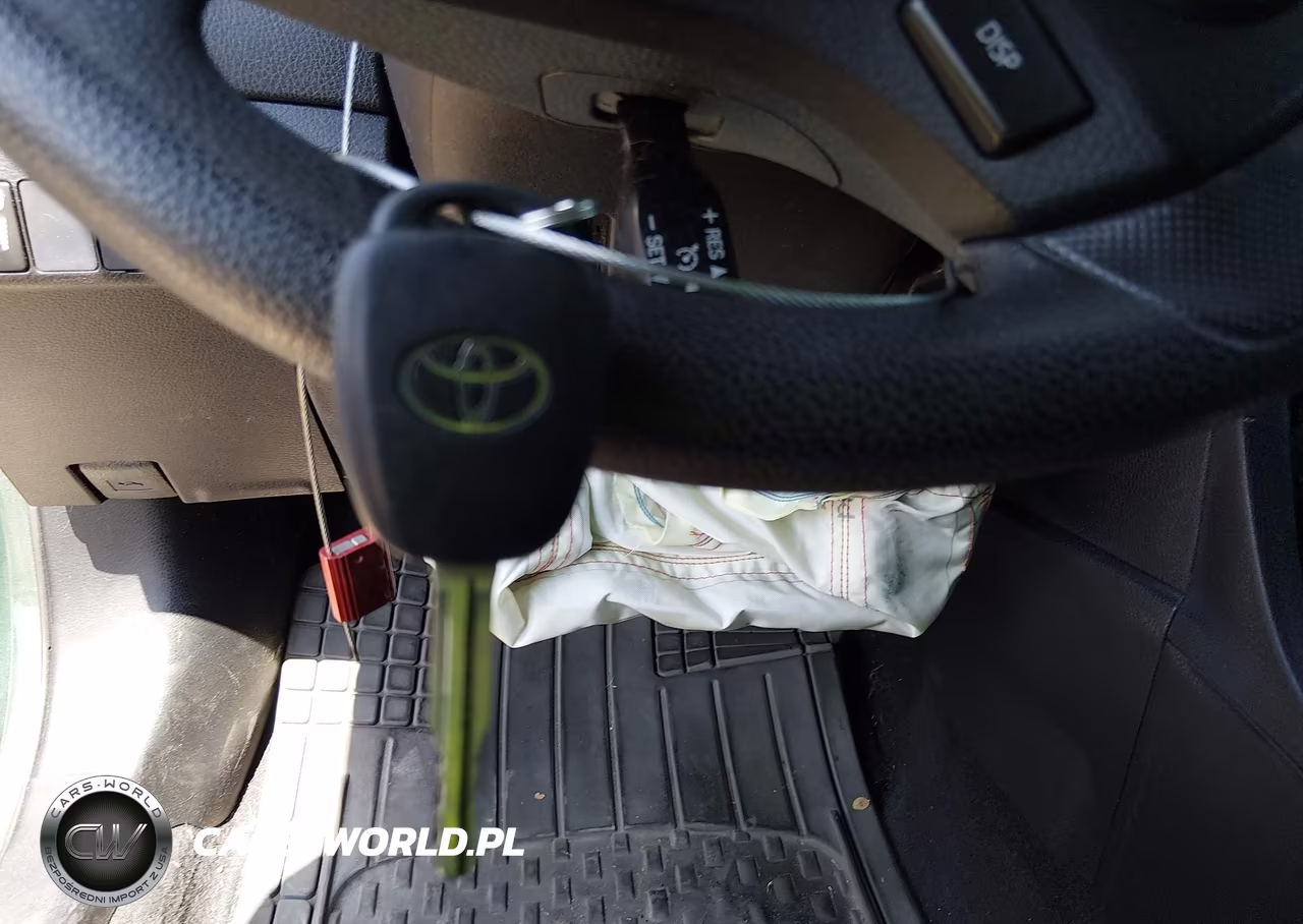 2016 Toyota Corolla Le VIN:2T1BURHE7GC674180 - 11