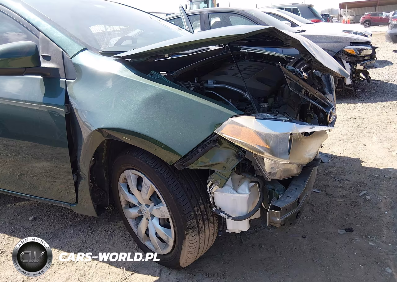 2016 Toyota Corolla Le VIN:2T1BURHE7GC674180 - 18
