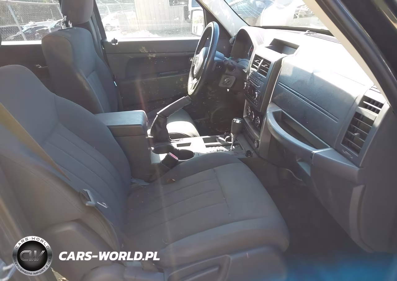 2011 Jeep Liberty Sport VIN:1J4PN2GK5BW538464 - 5