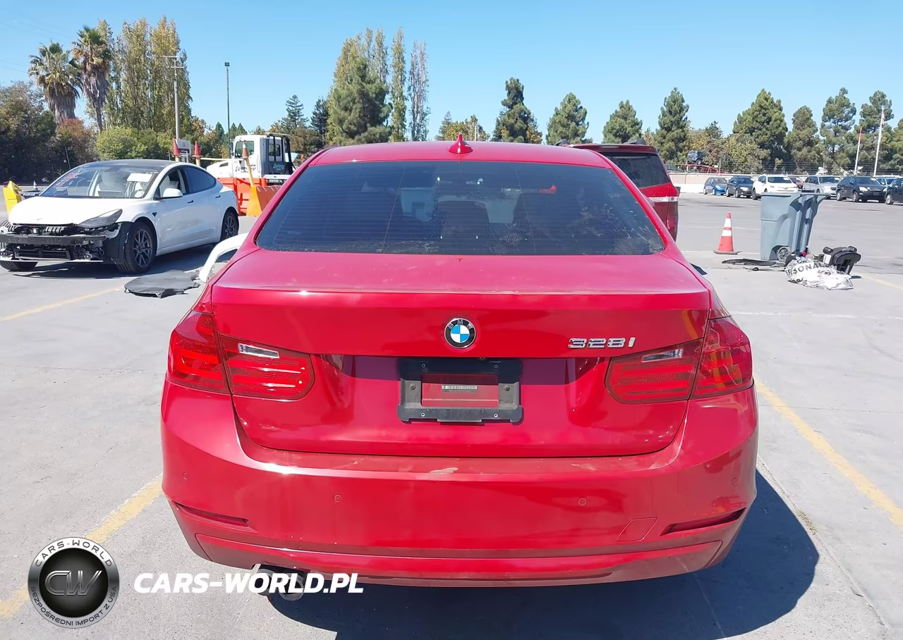2015 BMW 328I VIN:WBA3A5G55FNS90740 - 16