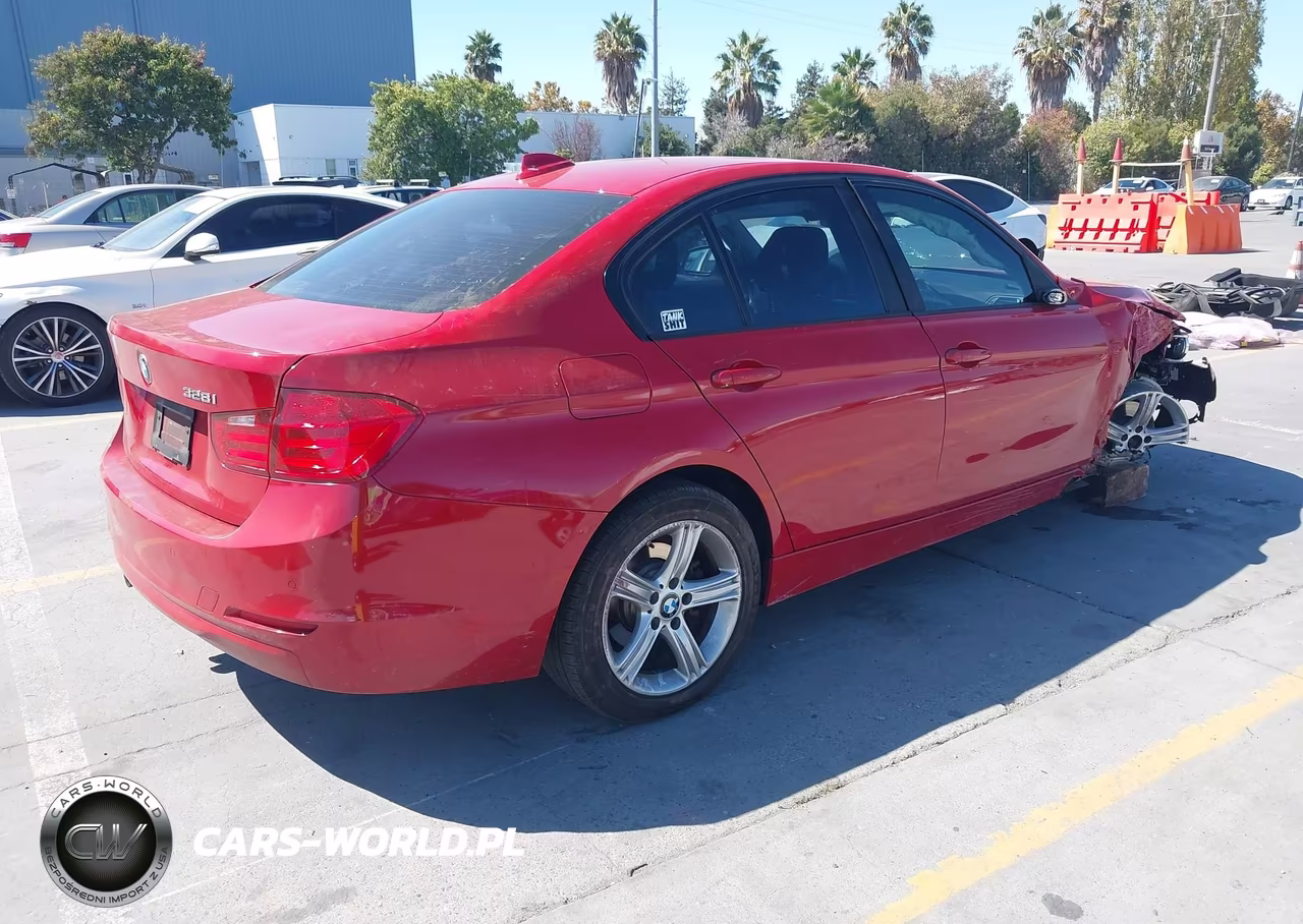 2015 BMW 328I VIN:WBA3A5G55FNS90740 - 4