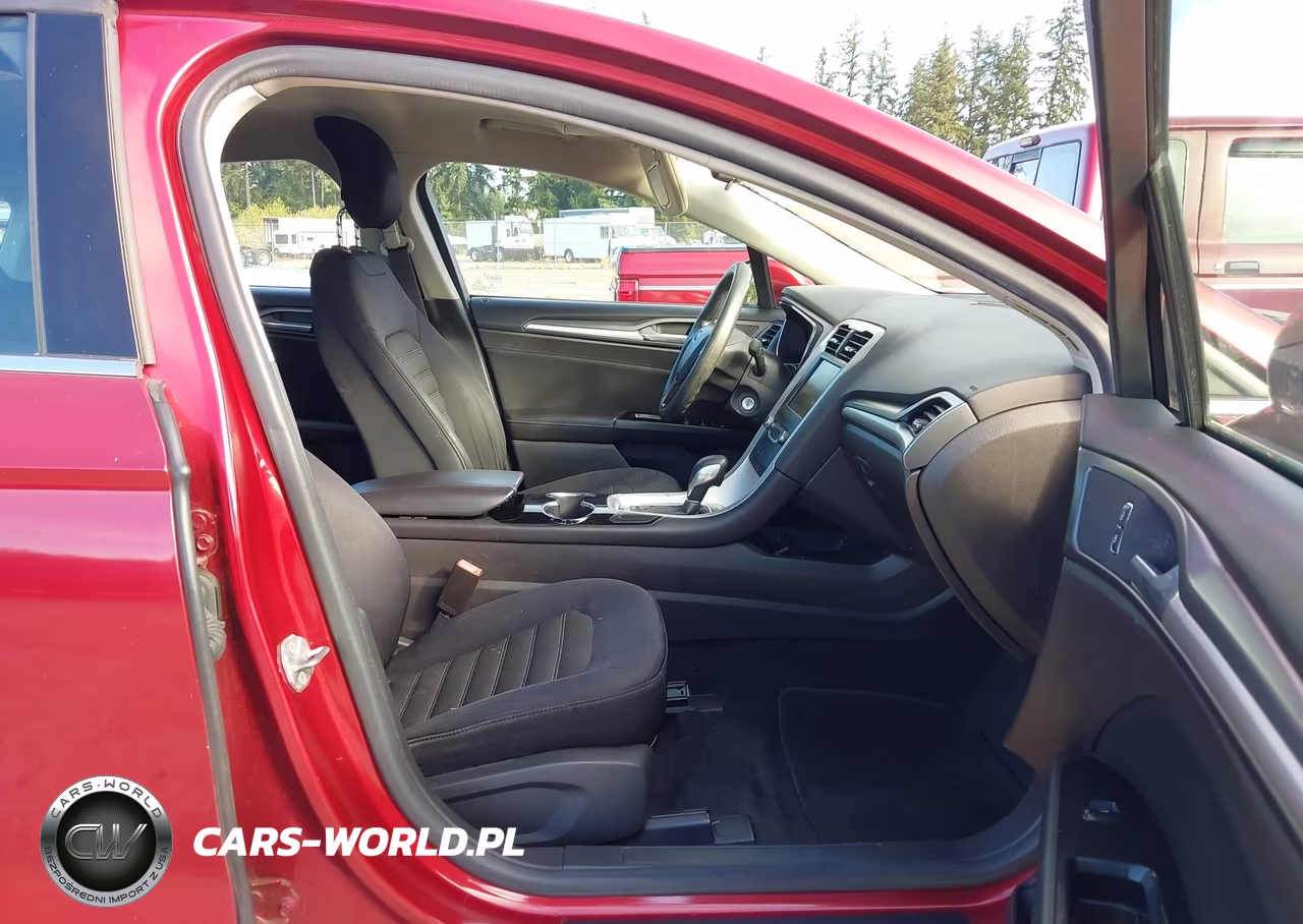 2014 Ford Fusion Se VIN:3FA6P0H78ER170689 - 5
