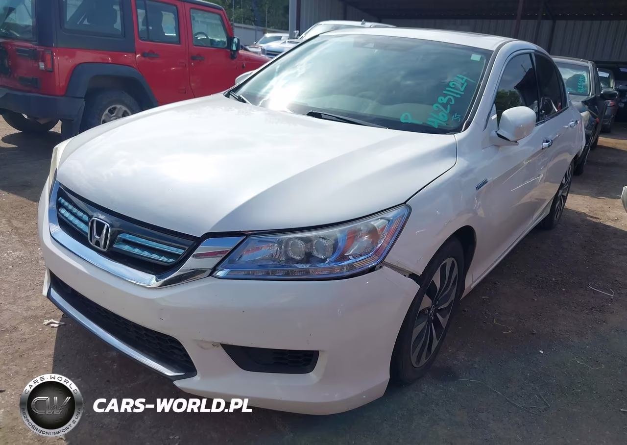 2015 Honda Accord Hybrid Touring VIN:1HGCR6F71FA009627 - 2