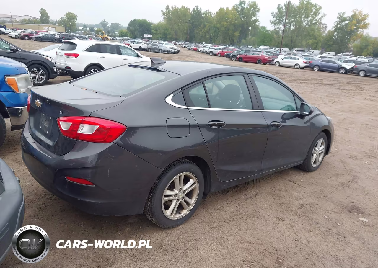 2016 Chevrolet Cruze Lt VIN:1G1BE5SM0G7280570 - 4