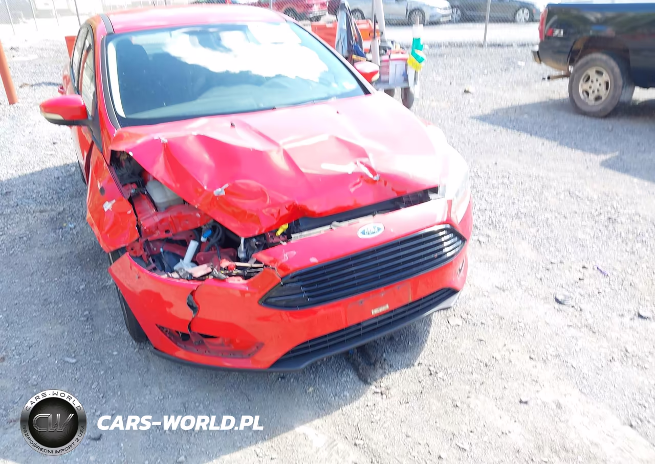 2017 Ford Focus Se VIN:1FADP3FE6HL202844 - 6