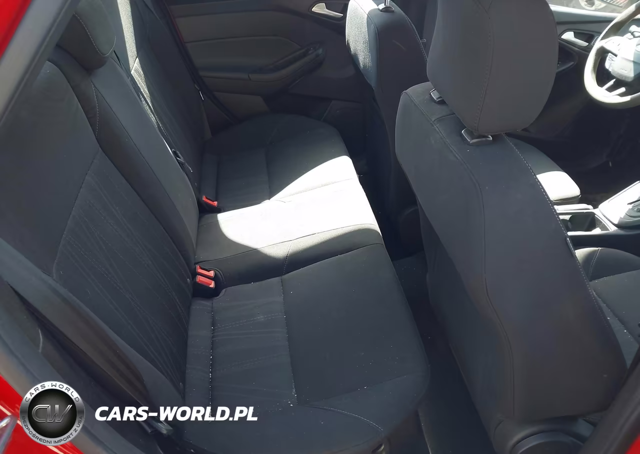 2017 Ford Focus Se VIN:1FADP3FE6HL202844 - 8