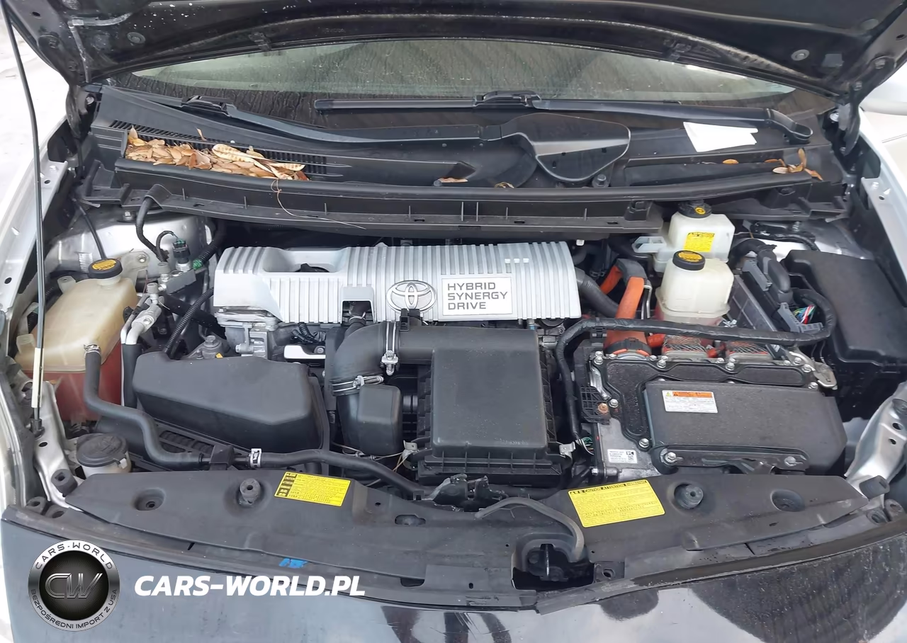 2013 Toyota Prius Two VIN:JTDKN3DU1D1642932 - 10