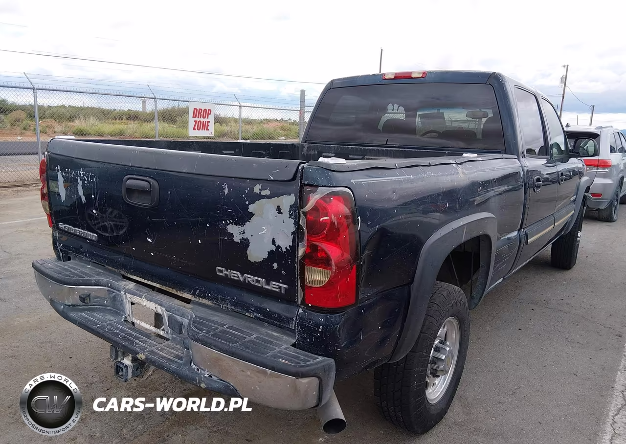 2005 Chevrolet Silverado 2500Hd Ls VIN:1GCHC23U85F871432 - 4
