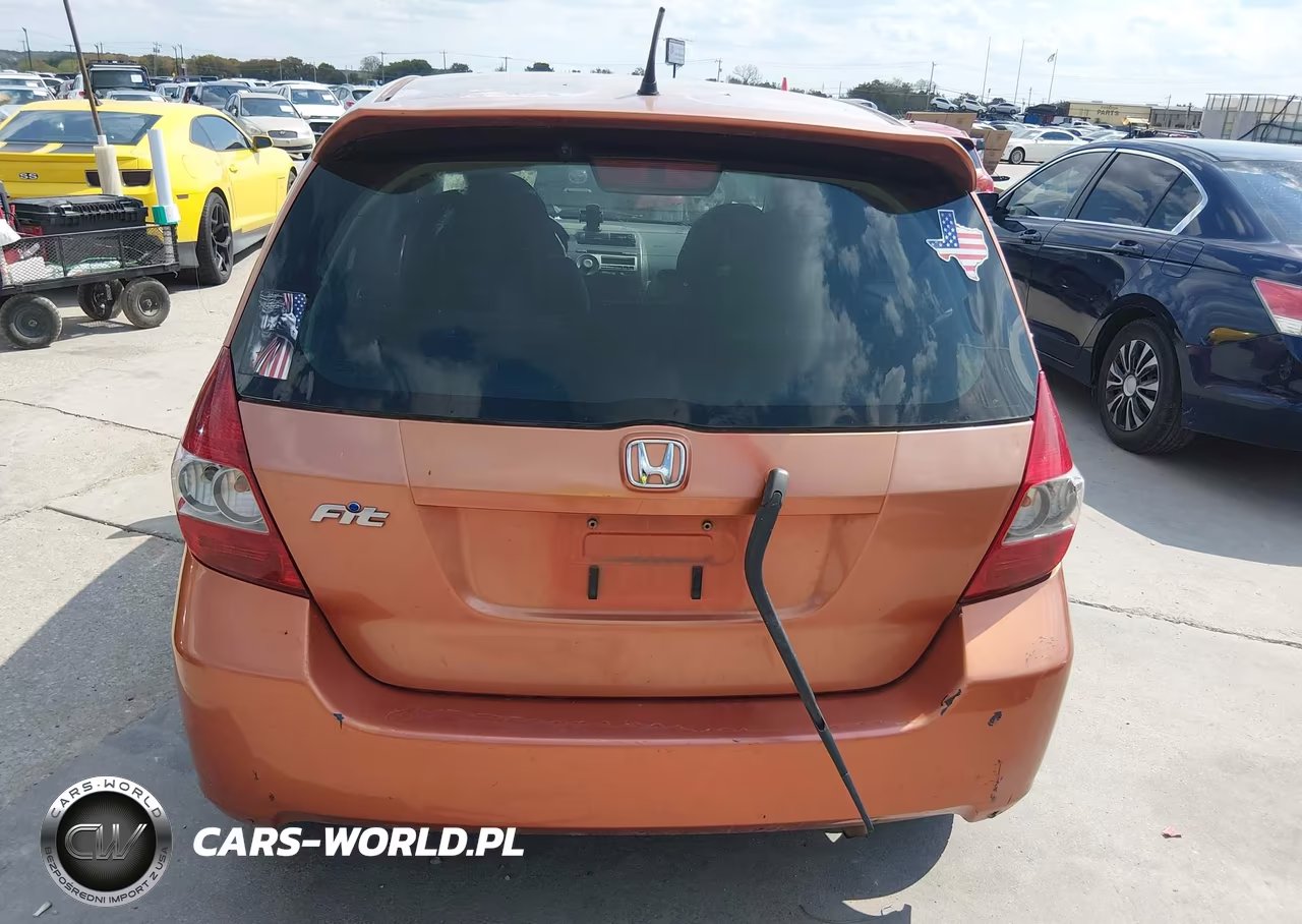 2007 Honda Fit Sport VIN:JHMGD38677S063414 - 16