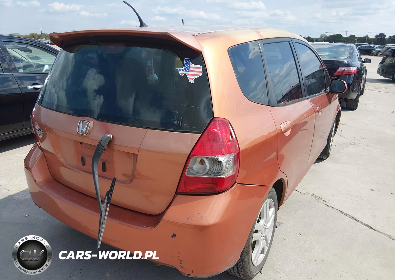 2007 Honda Fit Sport VIN:JHMGD38677S063414 - 4