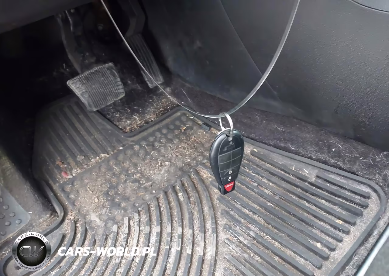 2016 Jeep Cherokee Sport VIN:1C4PJMAB1GW236165 - 11