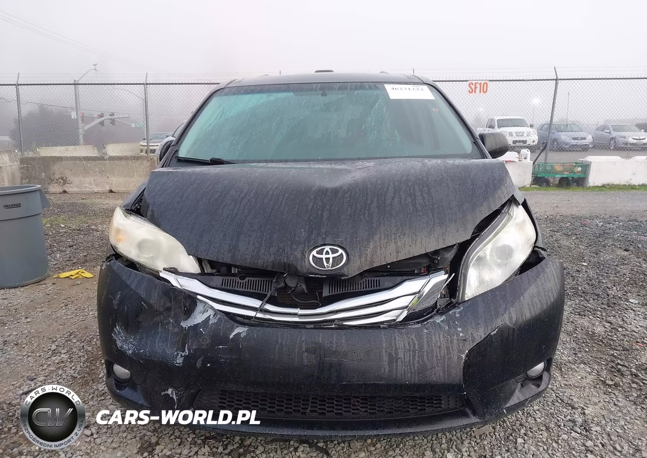 2012 Toyota Sienna Limited 7 Passenger VIN:5TDDK3DC0CS033812 - 13