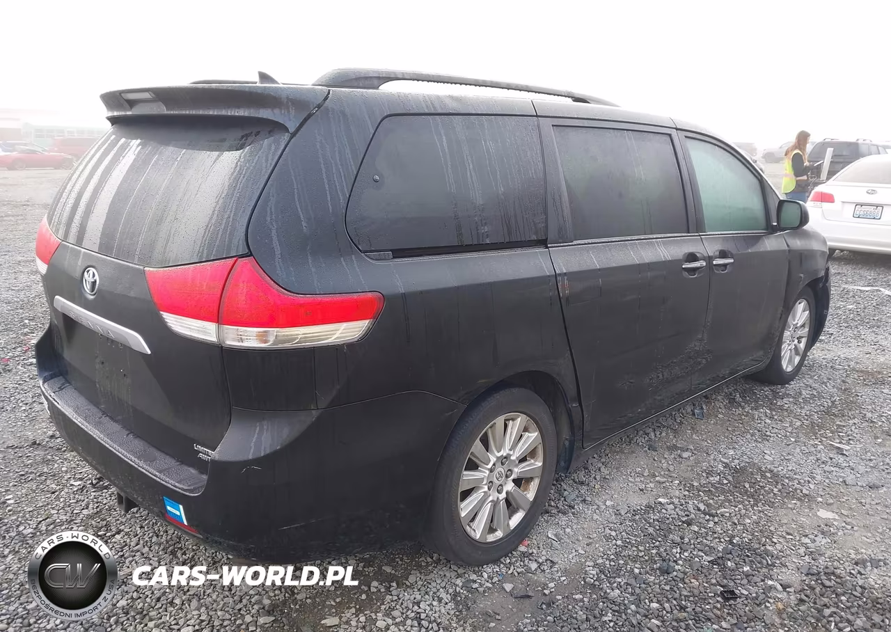 2012 Toyota Sienna Limited 7 Passenger VIN:5TDDK3DC0CS033812 - 4