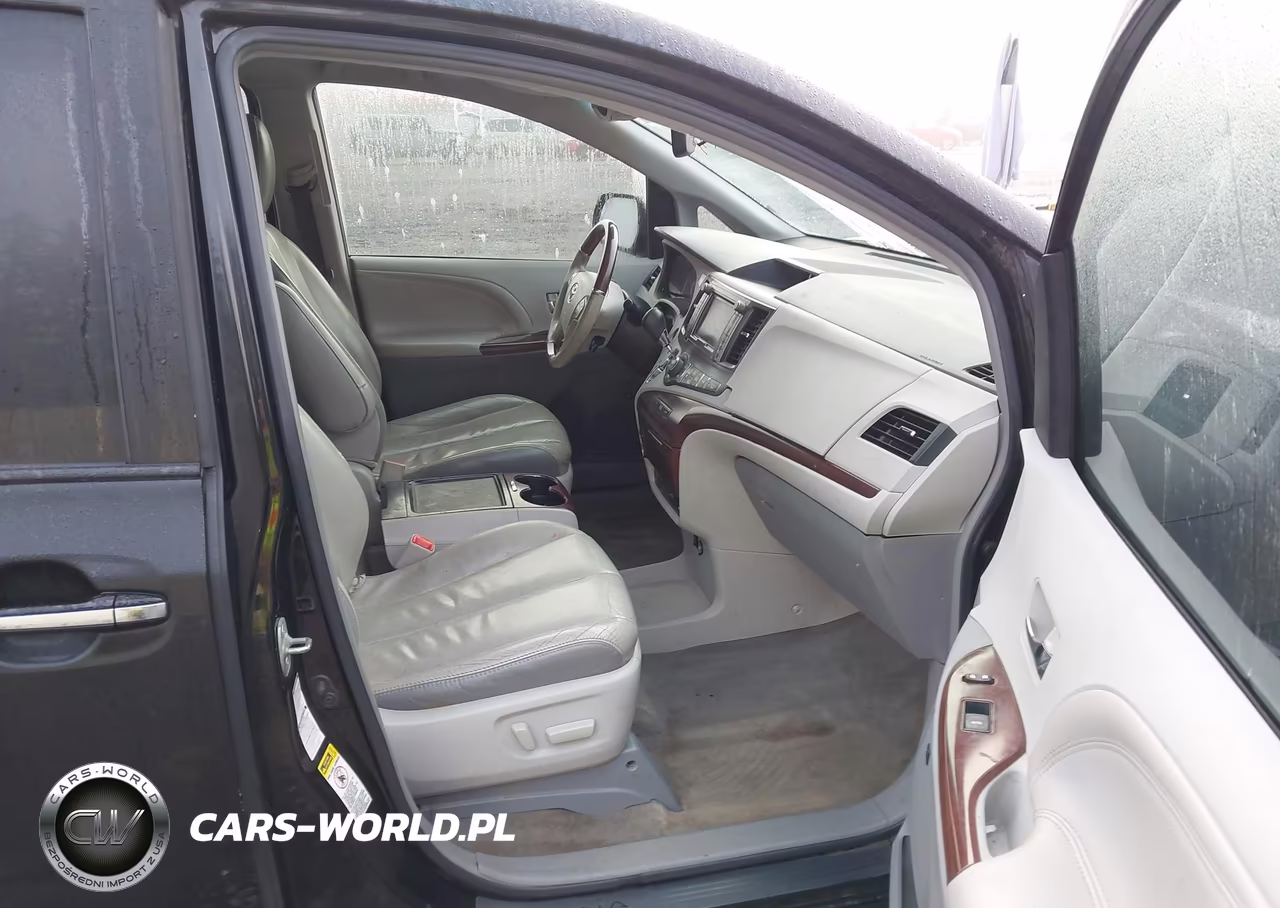 2012 Toyota Sienna Limited 7 Passenger VIN:5TDDK3DC0CS033812 - 5