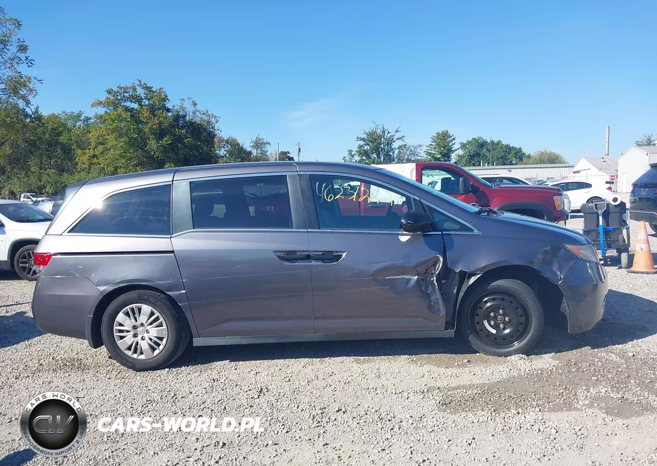 2015 Honda Odyssey Lx VIN:5FNRL5H25FB117553 - 13
