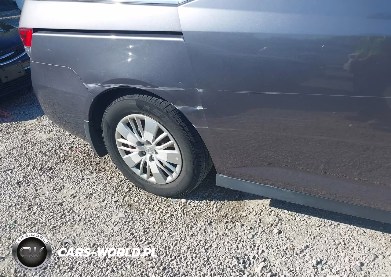 2015 Honda Odyssey Lx VIN:5FNRL5H25FB117553 - 18